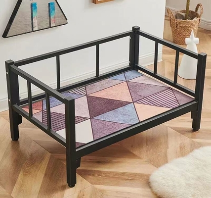 Letto per cani per animali domestici in legno con telaio in ferro per cani da 20-30 kg