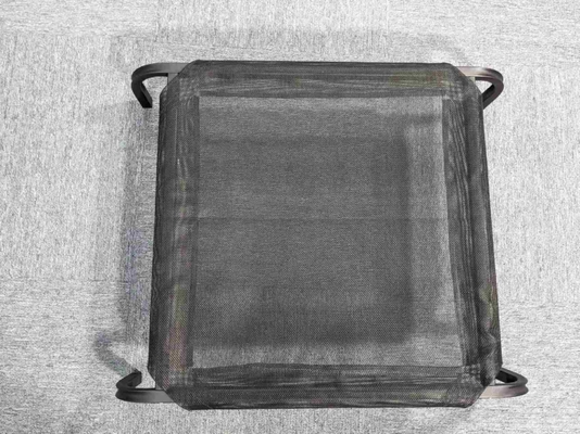Letto elevato per animali da compagnia per il raffreddamento estivo Letto portatile per cani da campeggio a Shanghai