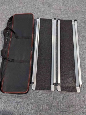 73cm Larghezza aperta T3-T8 Rampa in alluminio per le scale delle case Porta delle porte Scale Superficie antiscivolo