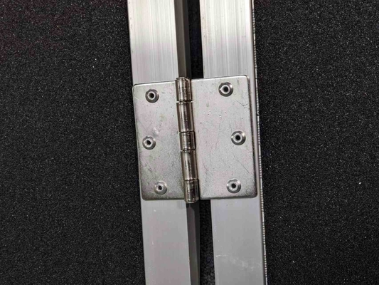 73cm Larghezza aperta T3-T8 Rampa in alluminio per le scale delle case Porta delle porte Scale Superficie antiscivolo