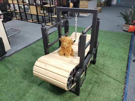 Cani di grandi dimensioni su tapis roulant per gli esercizi 0,30 mm di spessore