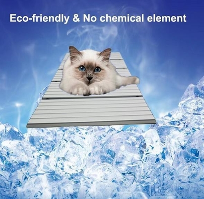 Letto per animali da compagnia invernale piatto di alluminio pieghevole anti-slip cuscino di ghiaccio per gatti e cani