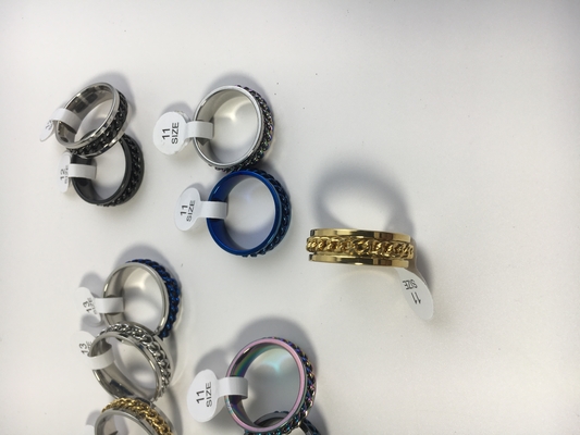 EN Standard Anello rotante di catena in acciaio in titanio per uomo per l'apertura facile di bottiglie e birre
