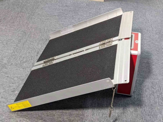 Rampa in lega di alluminio personalizzata per accesso senza barriere a sedie a rotelle mobile e durevole