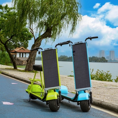 Migliora la tua guida con lo scooter solare Long Range Per Charge 35-70km e velocità massima 18km/h