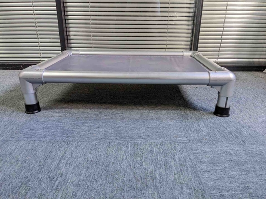 Letto per cani a telaio in alluminio impermeabile per cani di grandi dimensioni facile da lavare Letto per animali di lusso