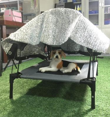 Letto per cani all'aria aperta con raffreddamento lettino ad aria elevata e tenda ombra a baldacchino rimovibile