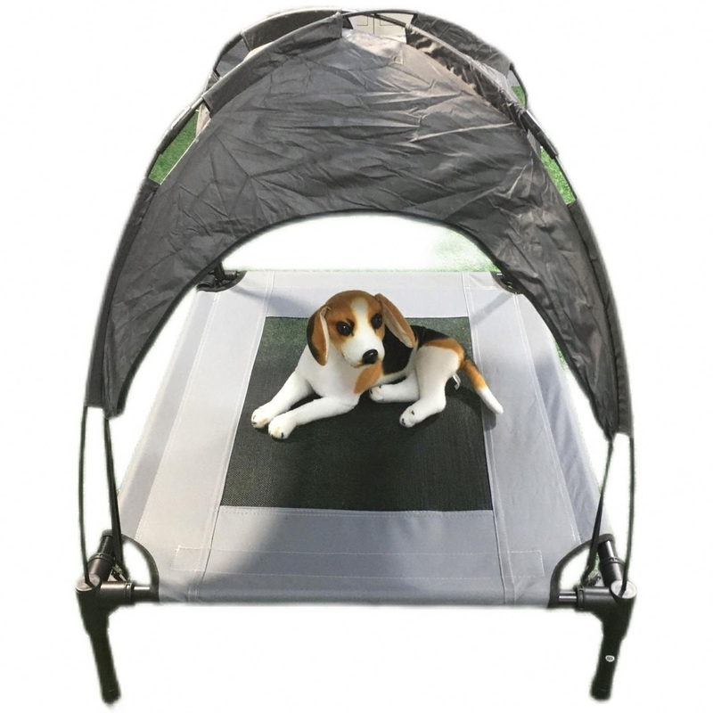 Letto per cani all'aria aperta con raffreddamento lettino ad aria elevata e tenda ombra a baldacchino rimovibile